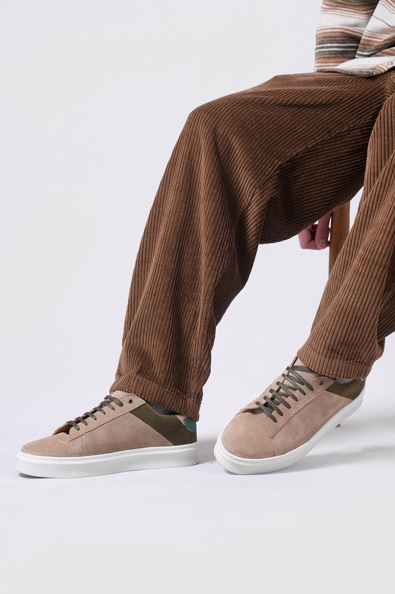 کتانی ساده مردانه