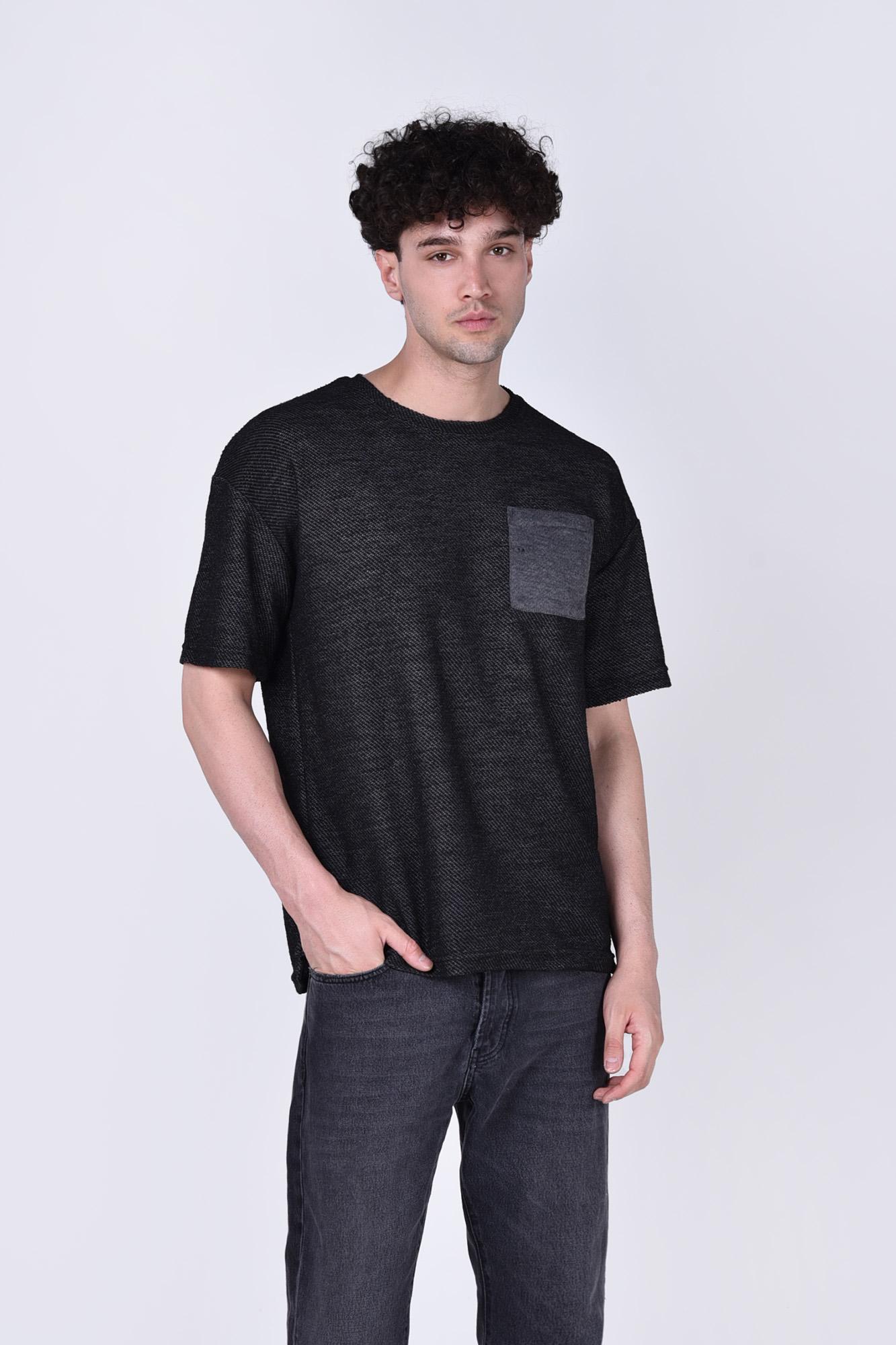 تیشرت آستین کوتاه ساده مردانه