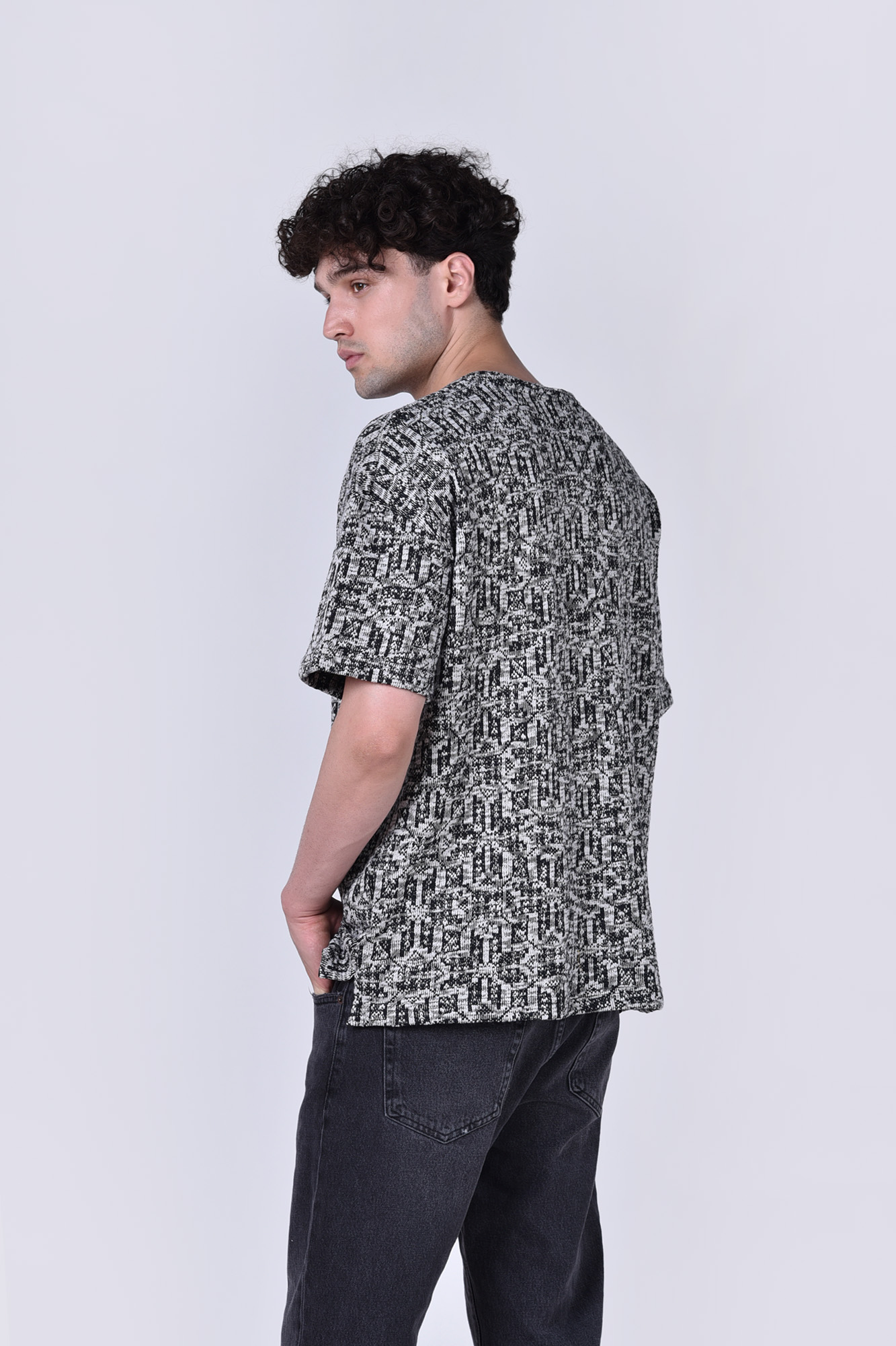 تیشرت آستین کوتاه ژاکارد مردانه