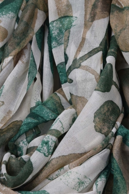 شال طرحدار زنانه