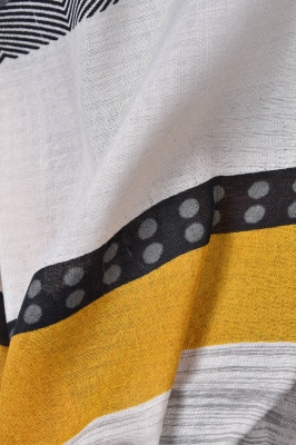 شال طرحدار زنانه