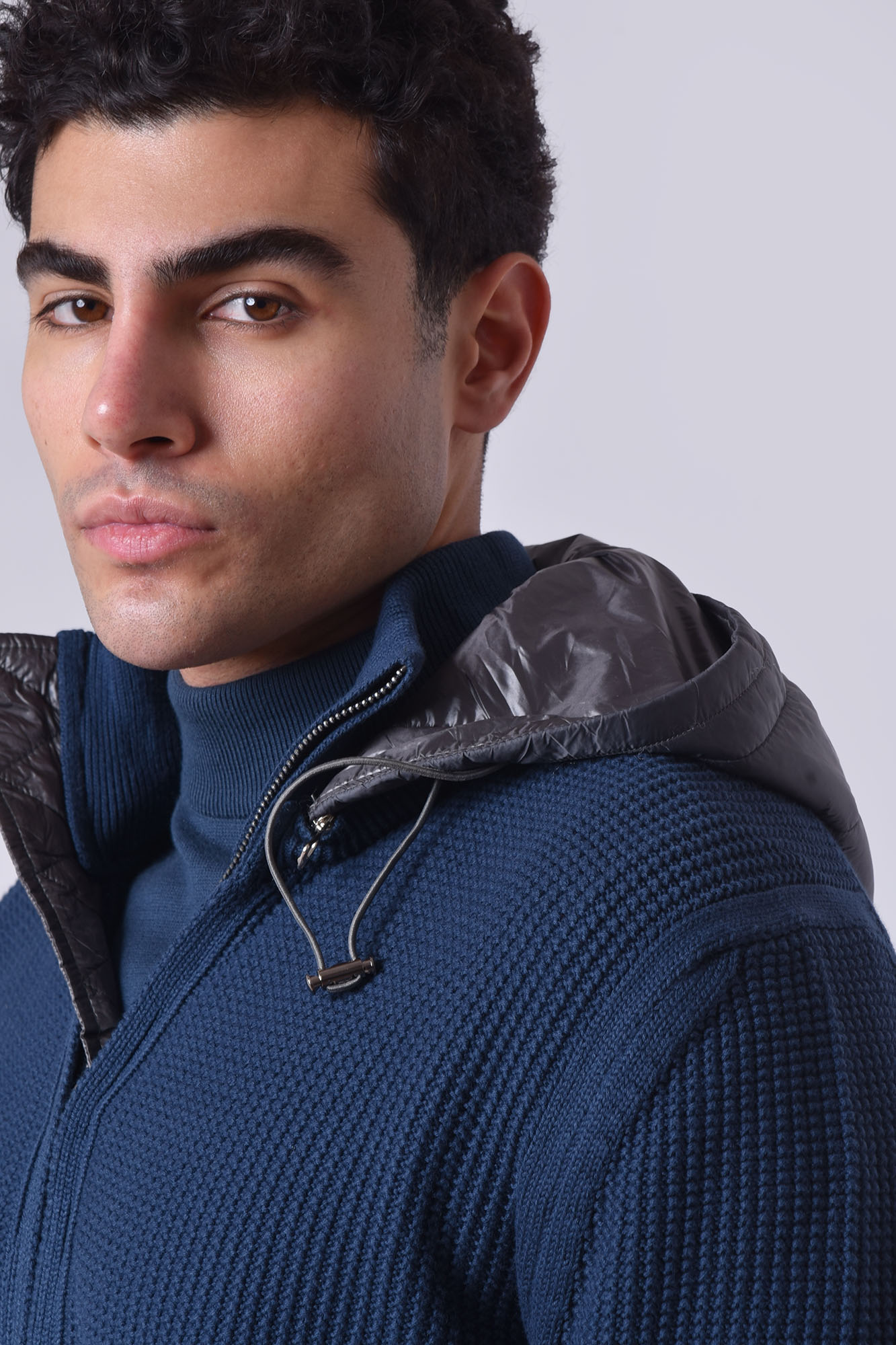 سوئیشرت بافت کلاهدار ساده مردانه