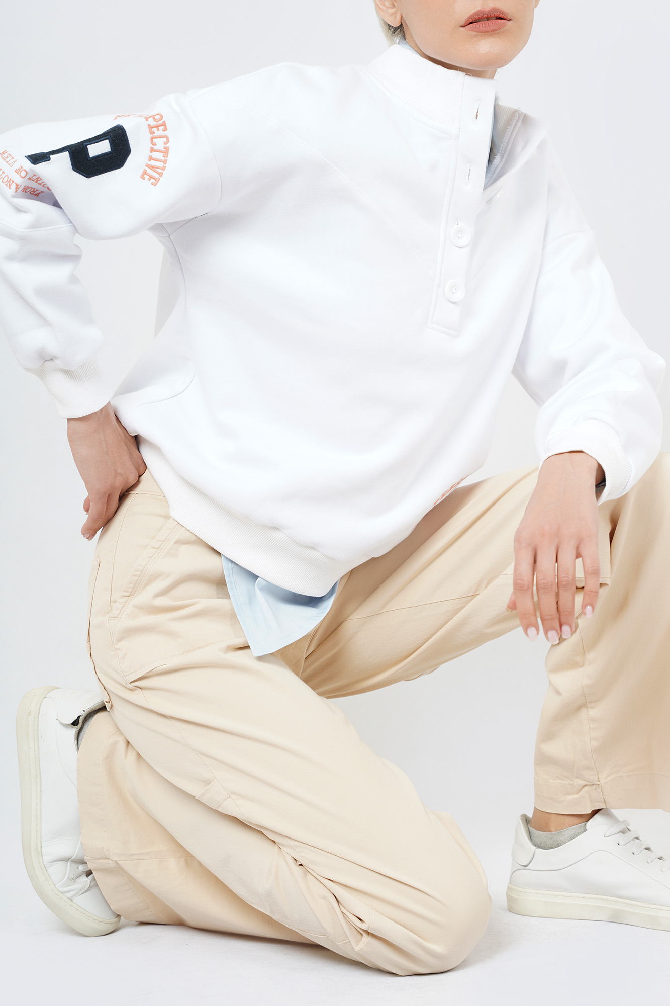 تیشرت آستین بلند گلدوزی زنانه