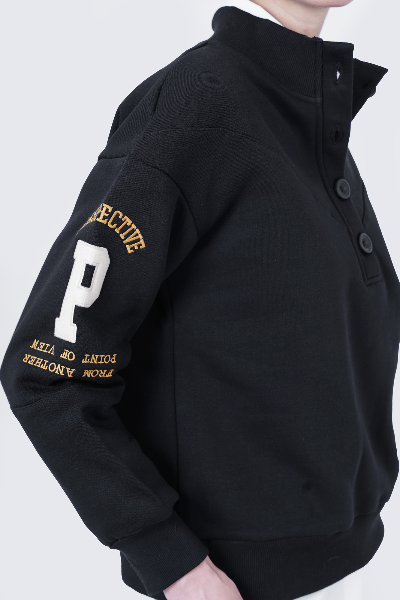 تیشرت آستین بلند گلدوزی زنانه