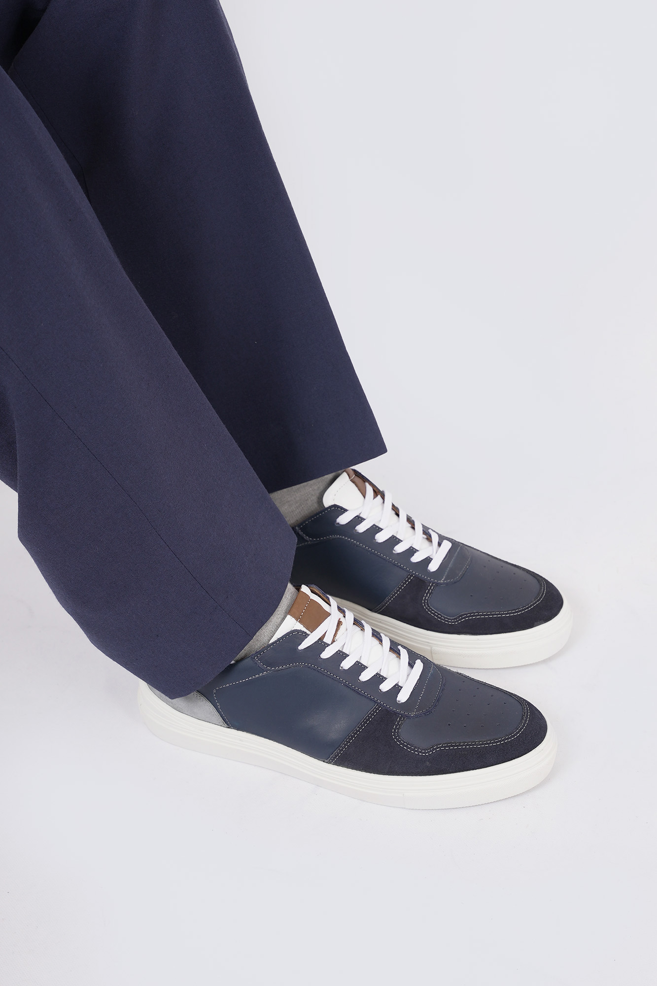 کتانی ساده مردانه