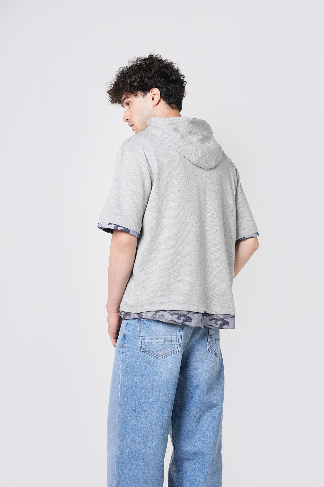 هودی آستین کوتاه طرحدار مردانه