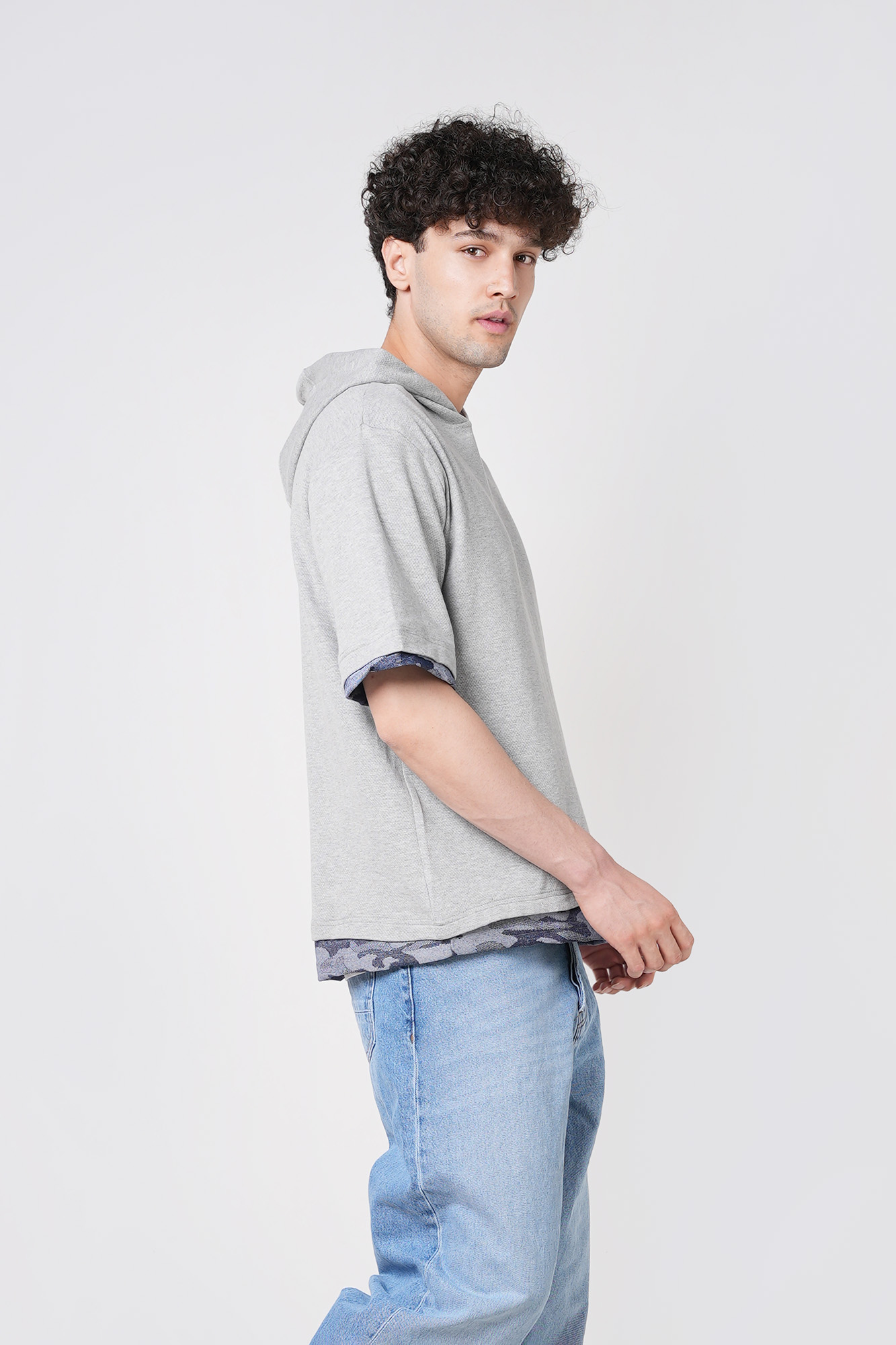 هودی آستین کوتاه طرحدار مردانه