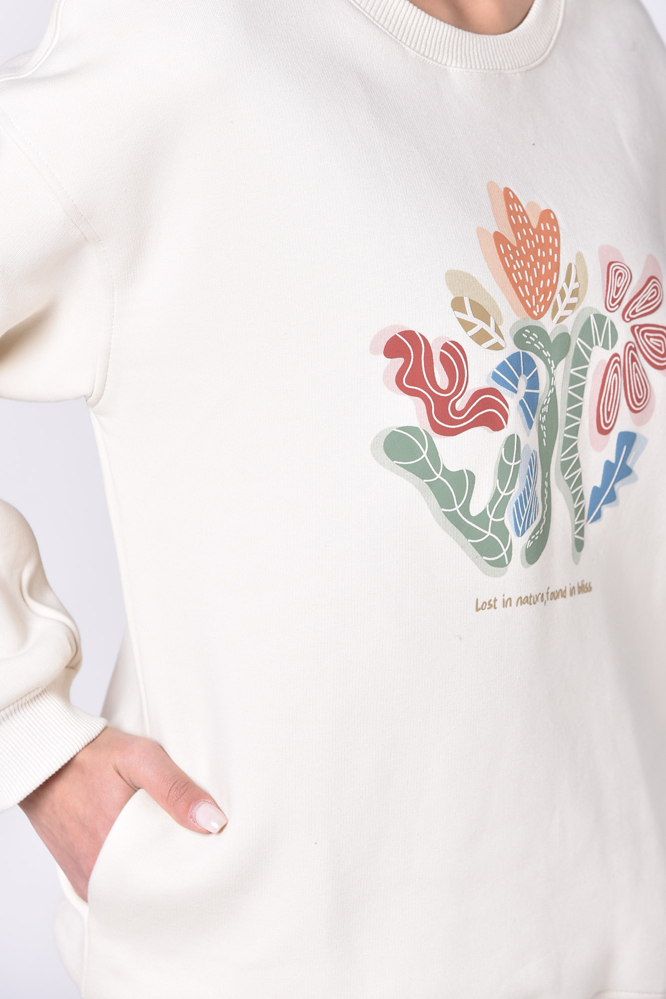 تیشرت آستین بلند چاپی زنانه