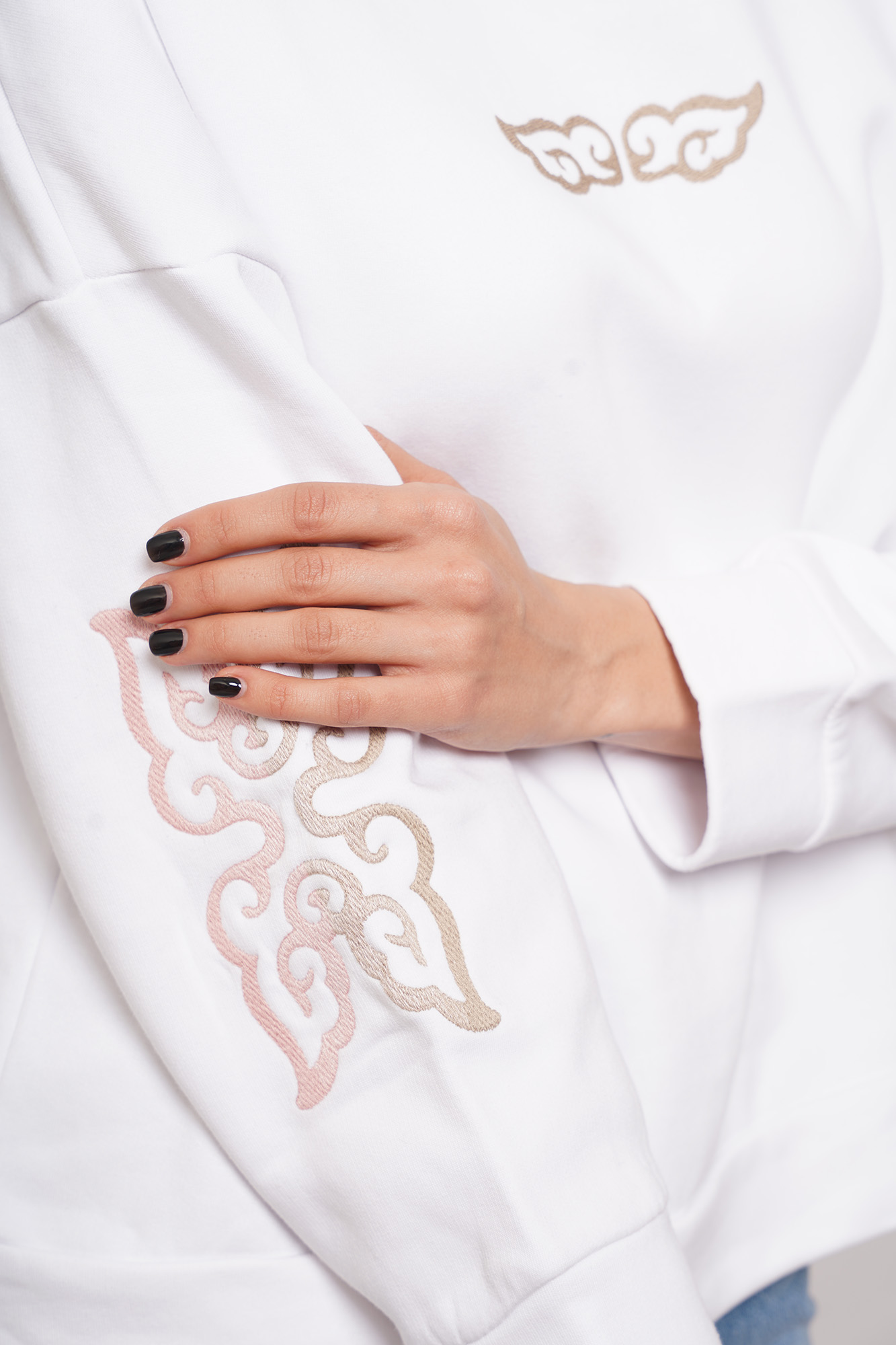 تیشرت آستین بلند گلدوزی زنانه