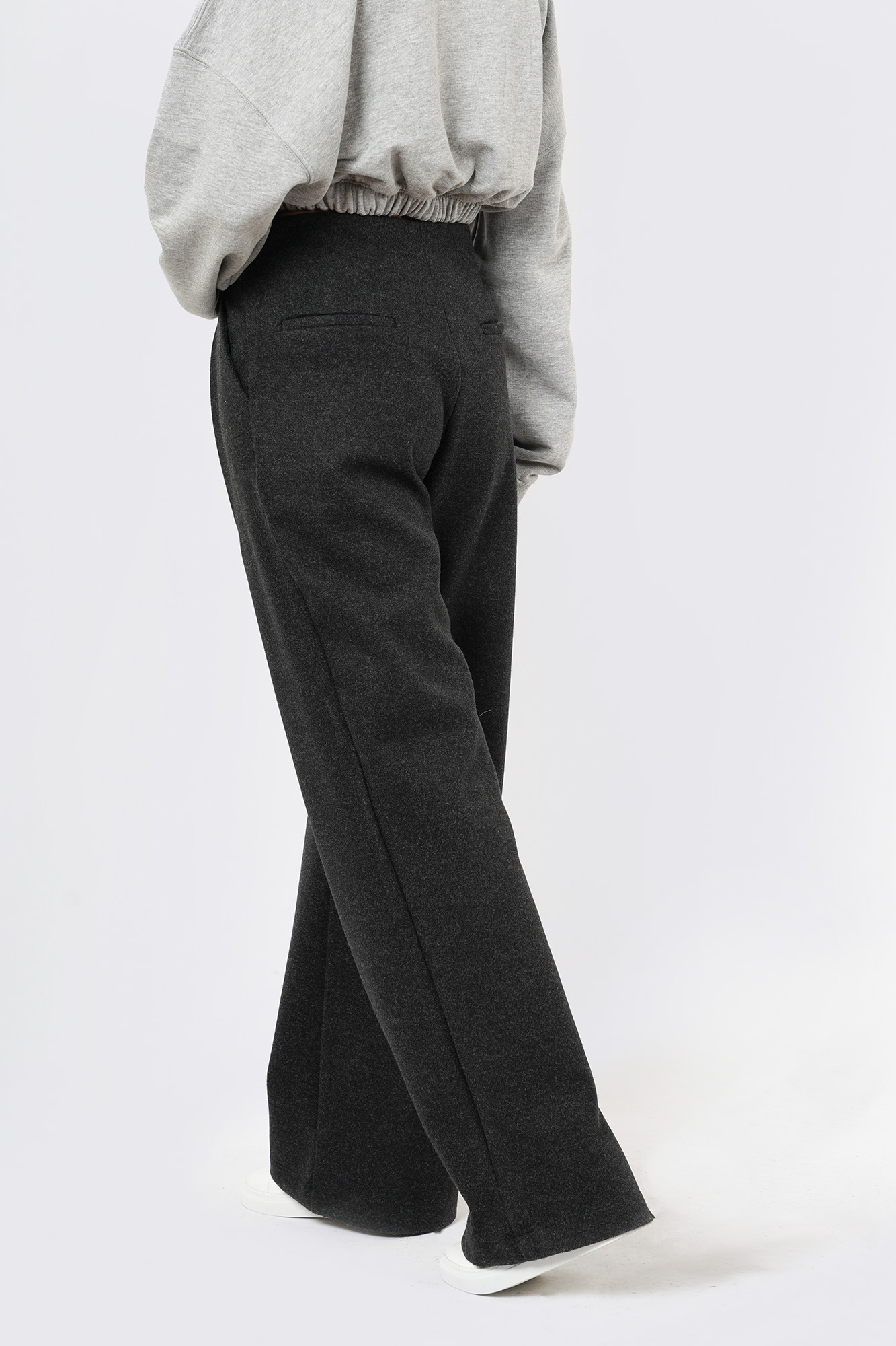 شلوار پارچه ای ساده زنانه