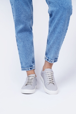 کتانی گلدوزی دار زنانه