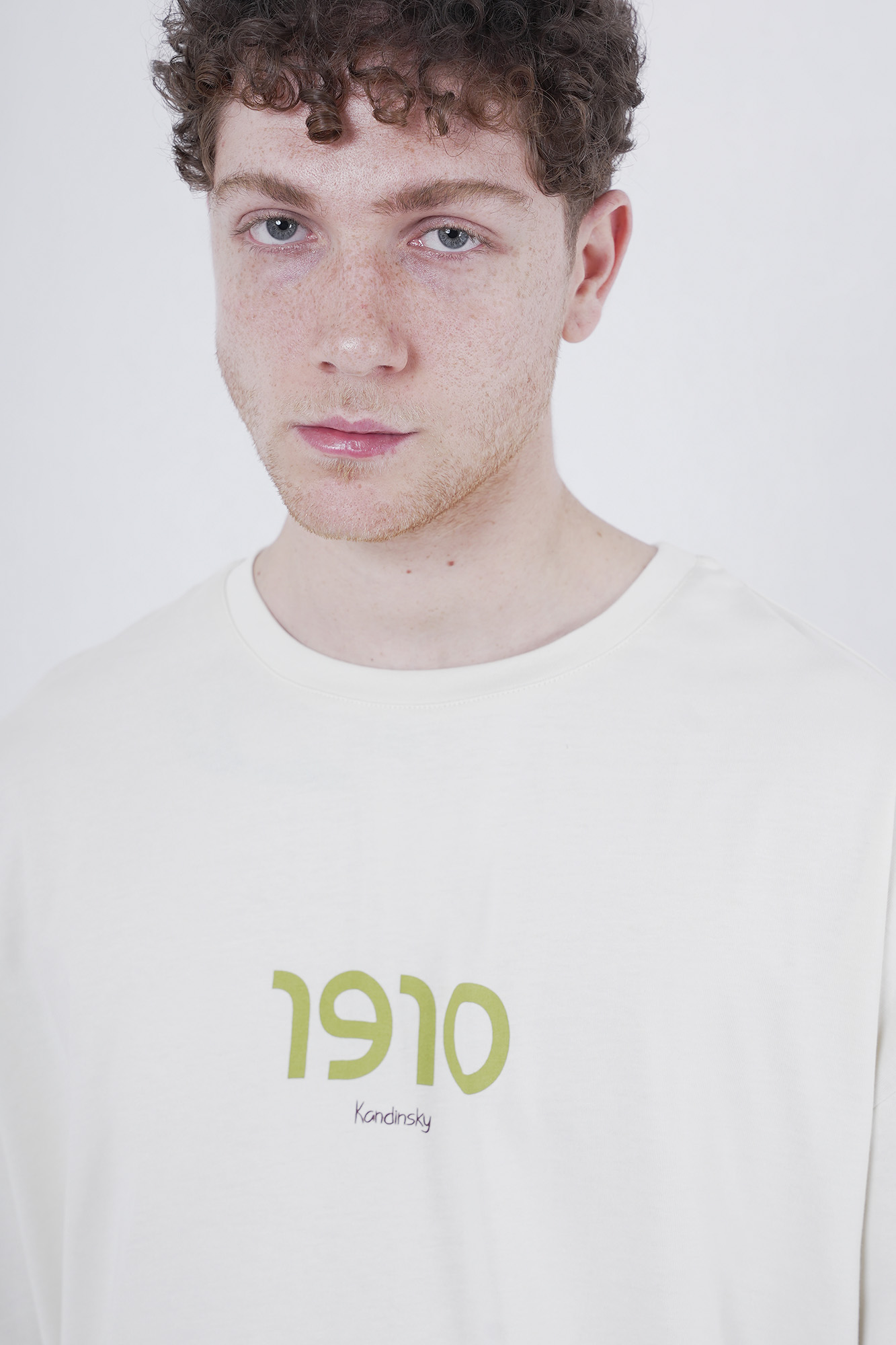 تیشرت آستین کوتاه چاپی مردانه