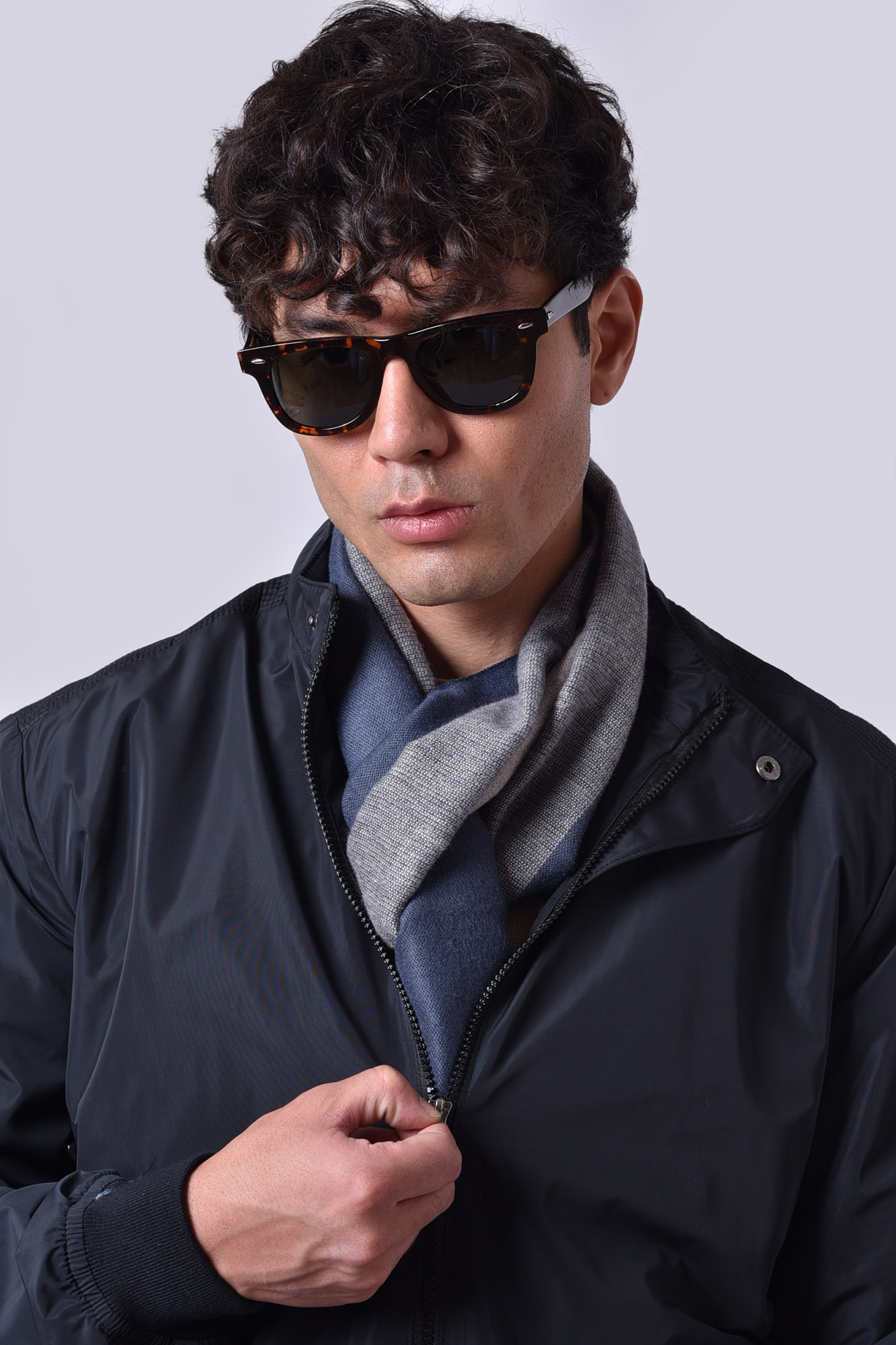 کاپشن کوتاه ساده مردانه