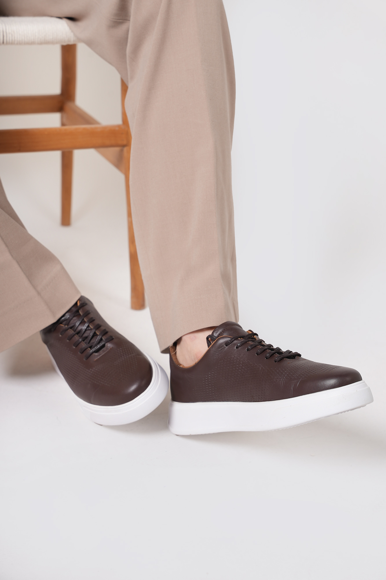 کتونی ساده مردانه