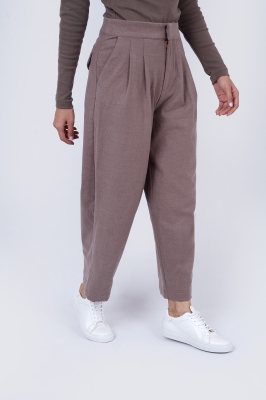 شلوار پارچه ای ساده زنانه