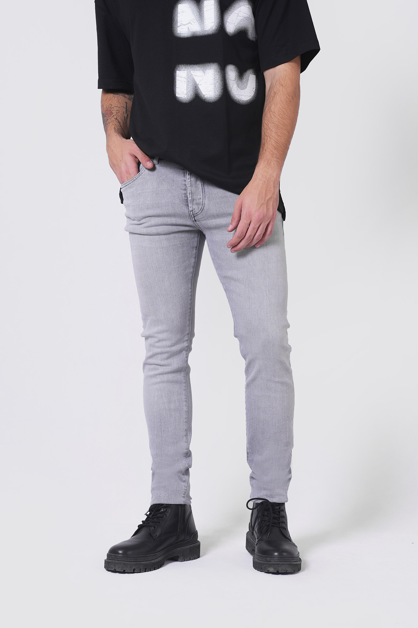 شلوار جین اسکینی