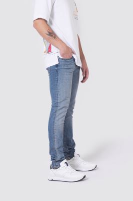 شلوار جین اسکینی