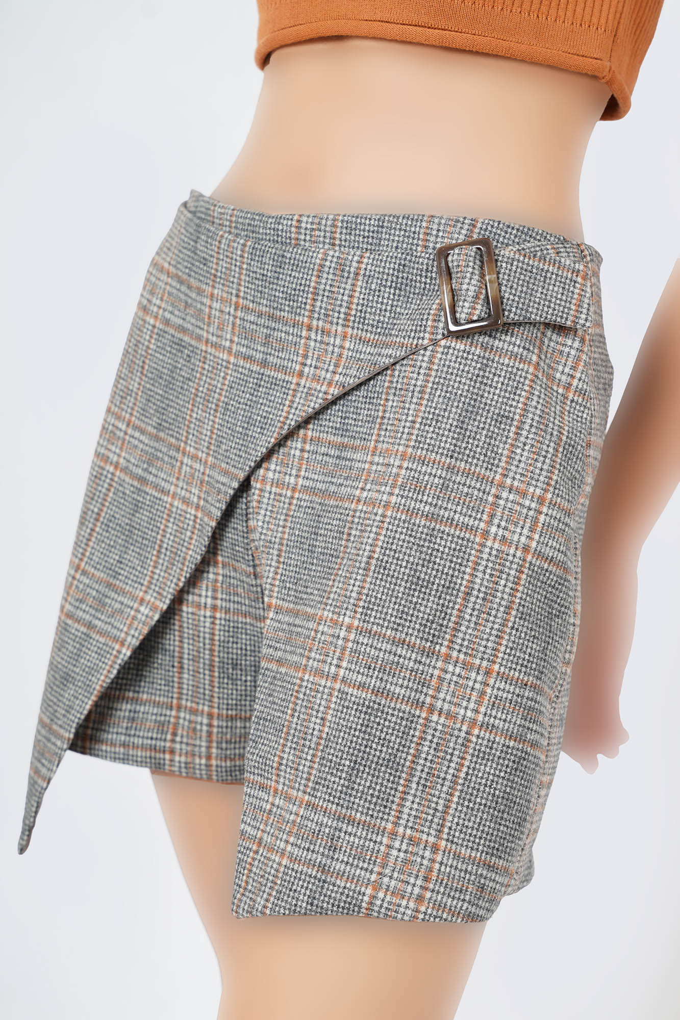 شلوارک چهارخانه زنانه