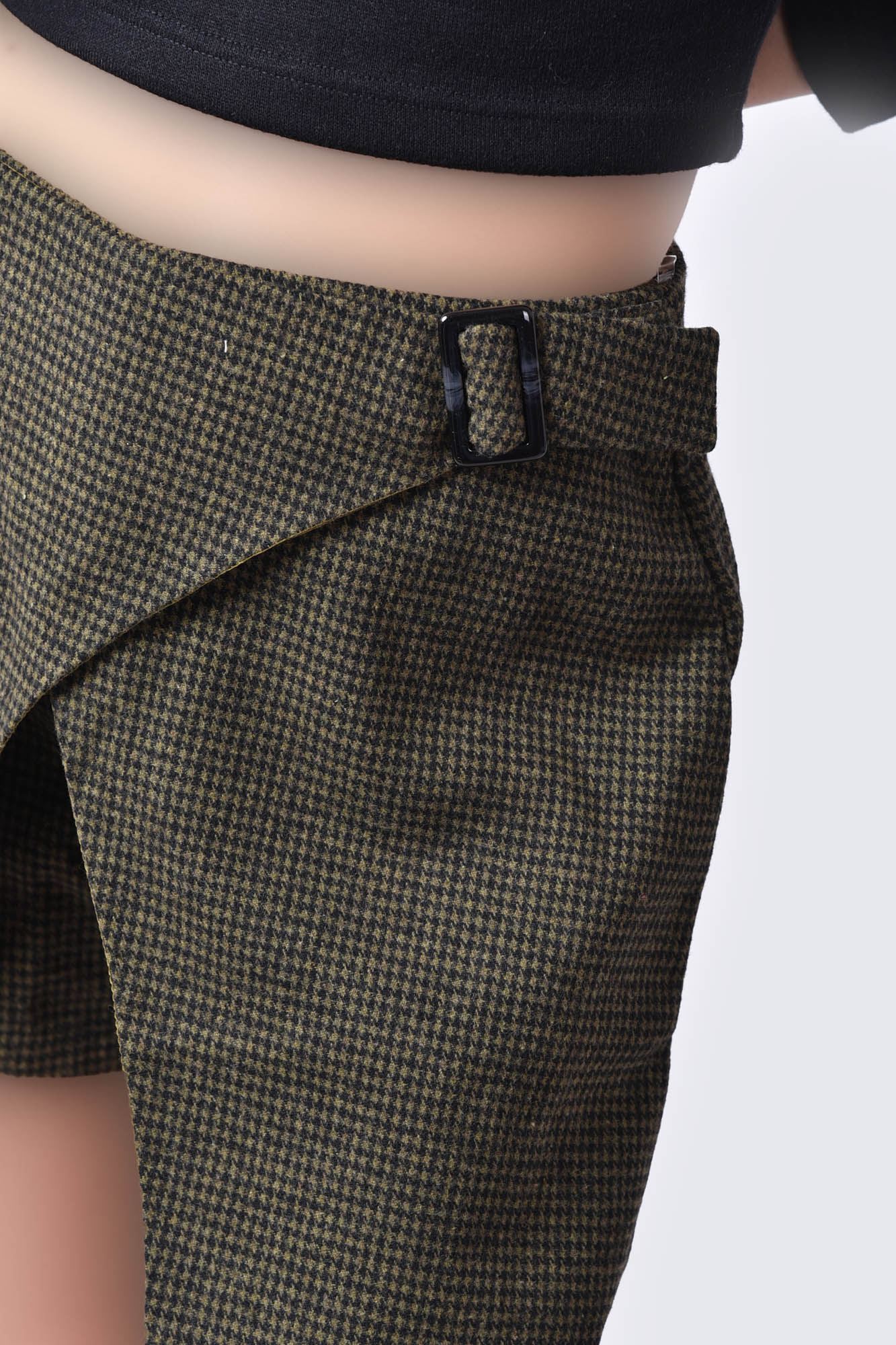 شلوارک چهارخانه زنانه