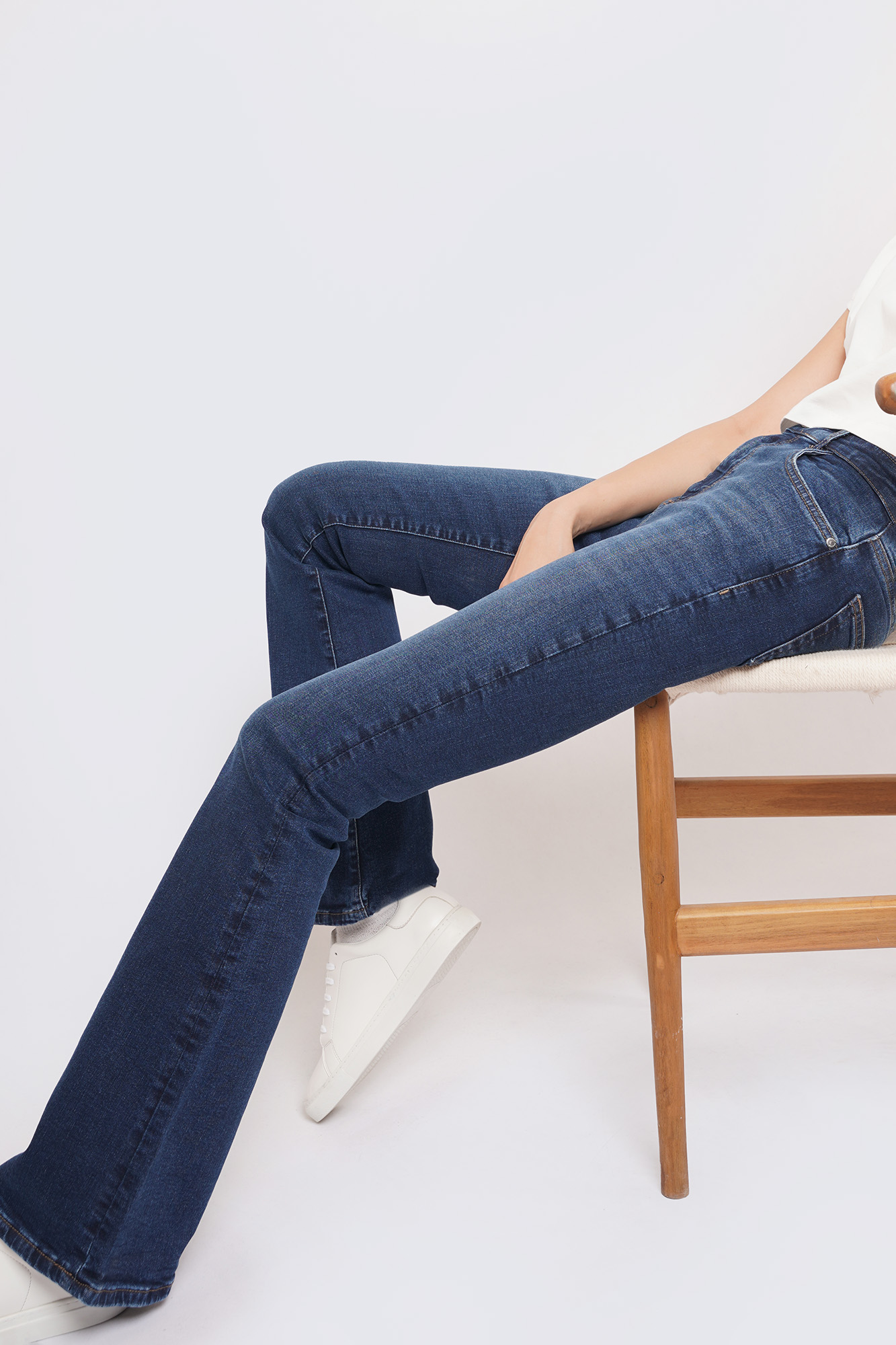 شلوار جین بوت کات