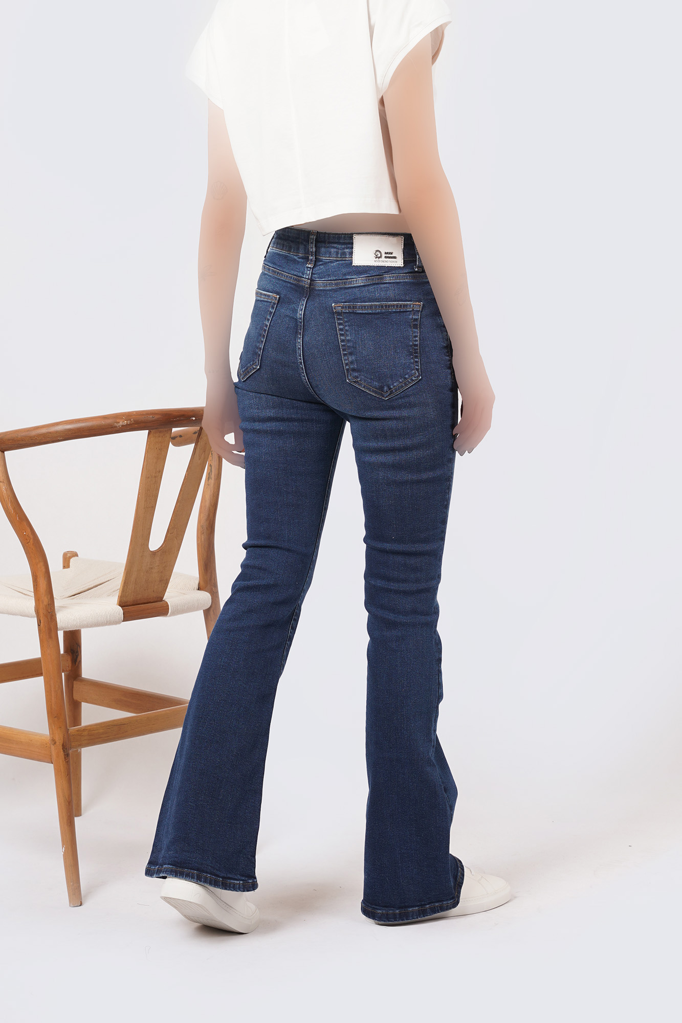 شلوار جین بوت کات