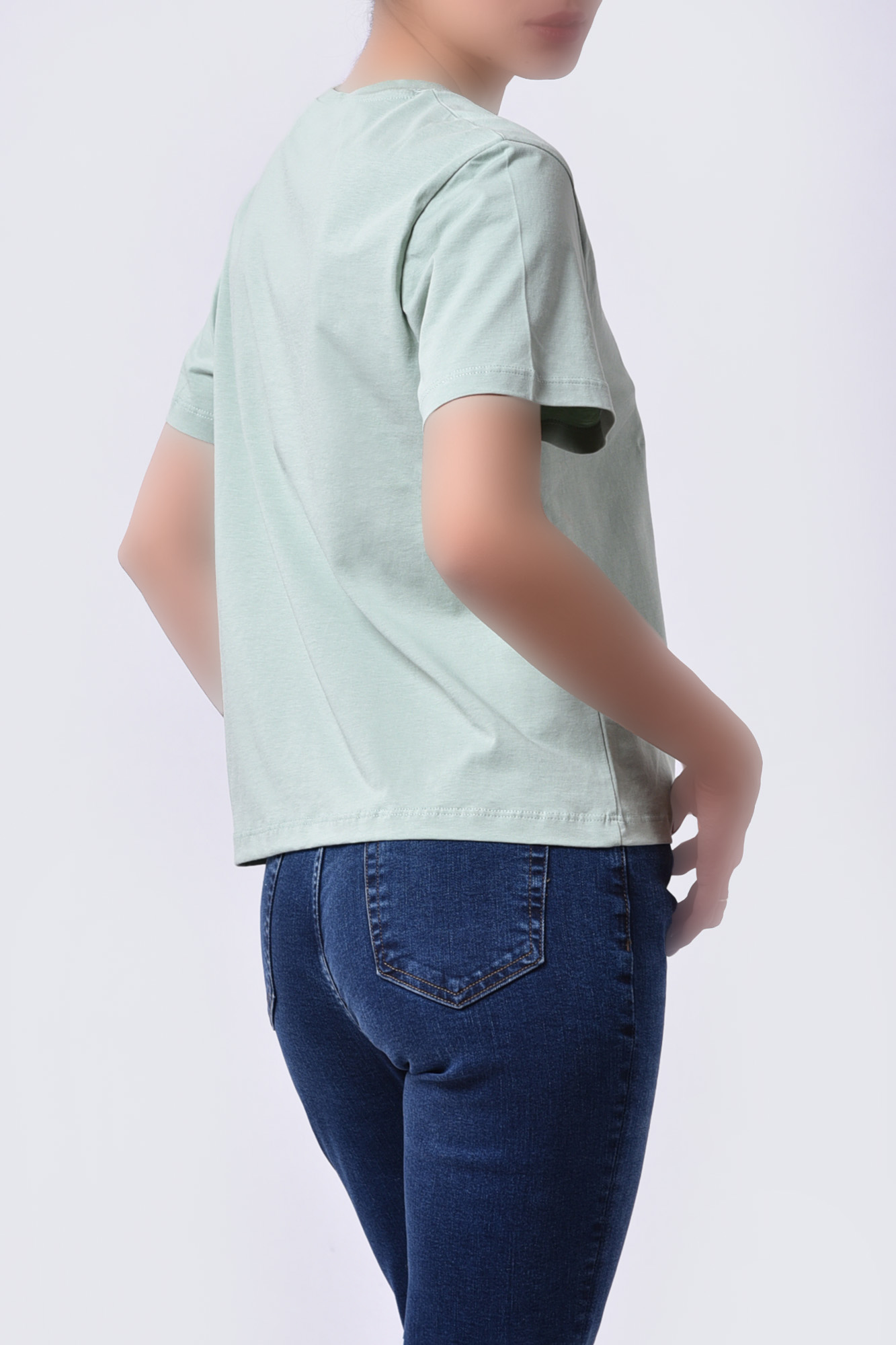 تیشرت آستین کوتاه گلدوزی زنانه