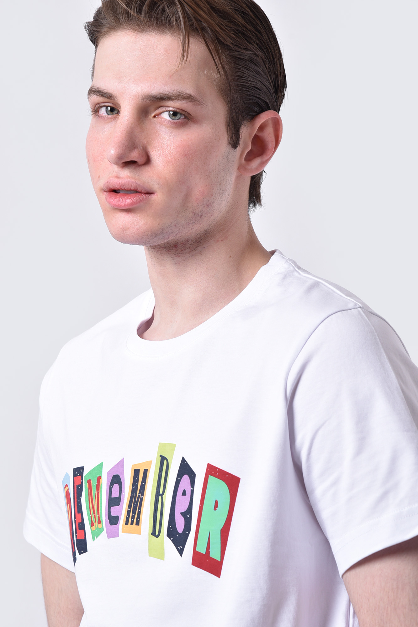 تیشرت آستین کوتاه چاپی مردانه