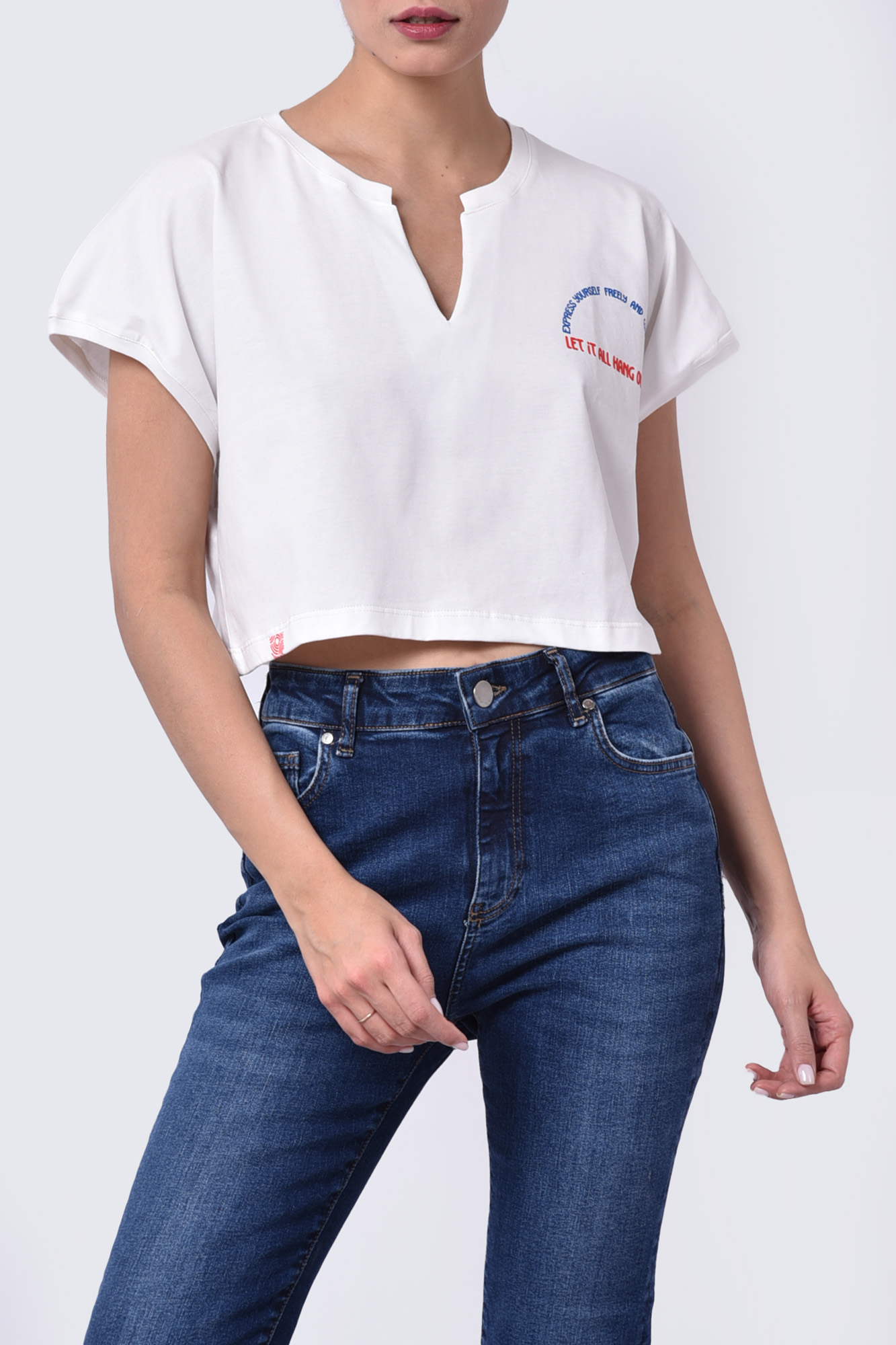 تیشرت آستین کوتاه چاپی زنانه