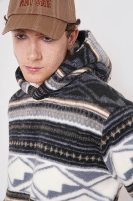 هودی طرحدار مردانه