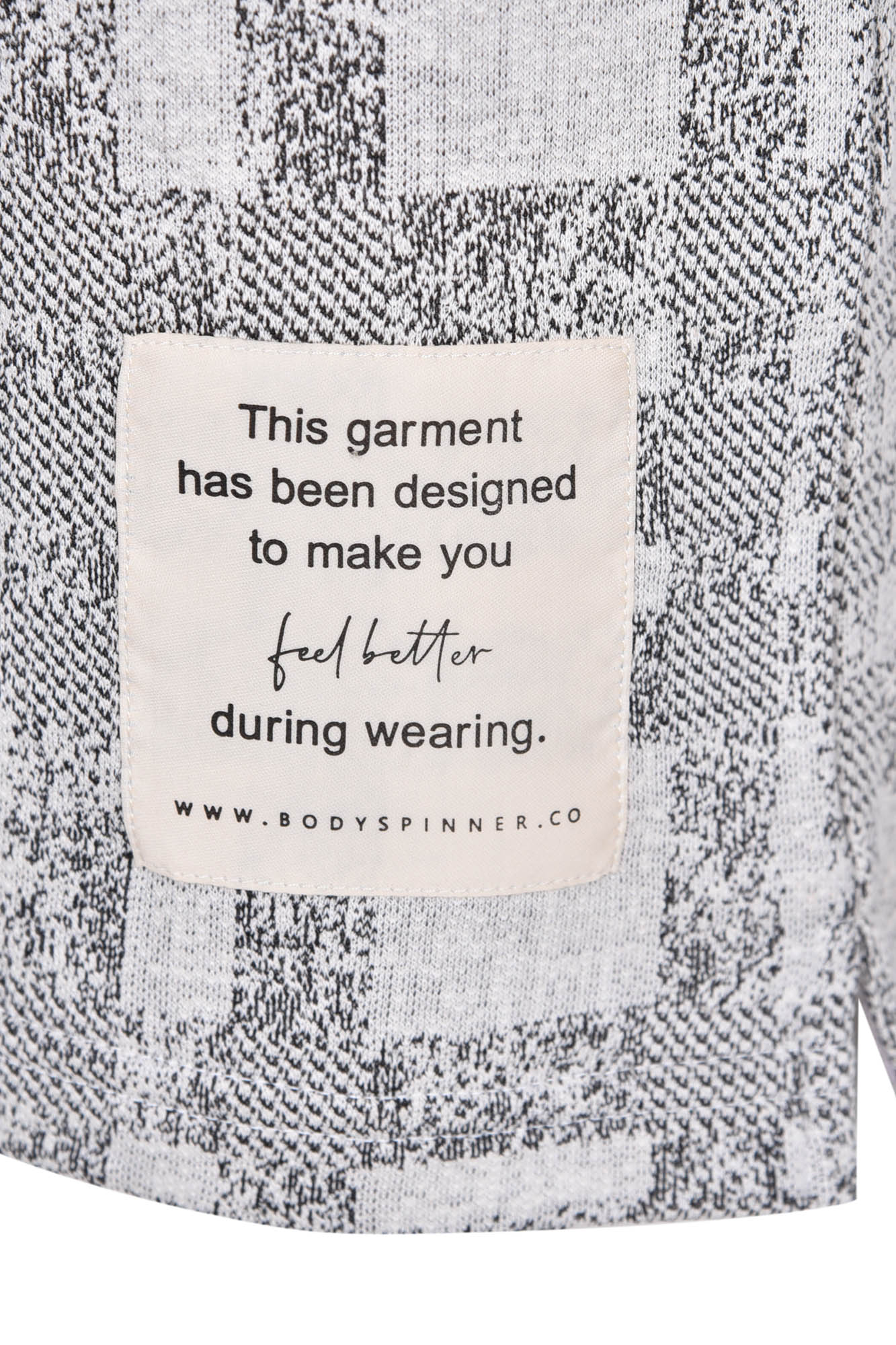 تیشرت آستین کوتاه طرحدار مردانه