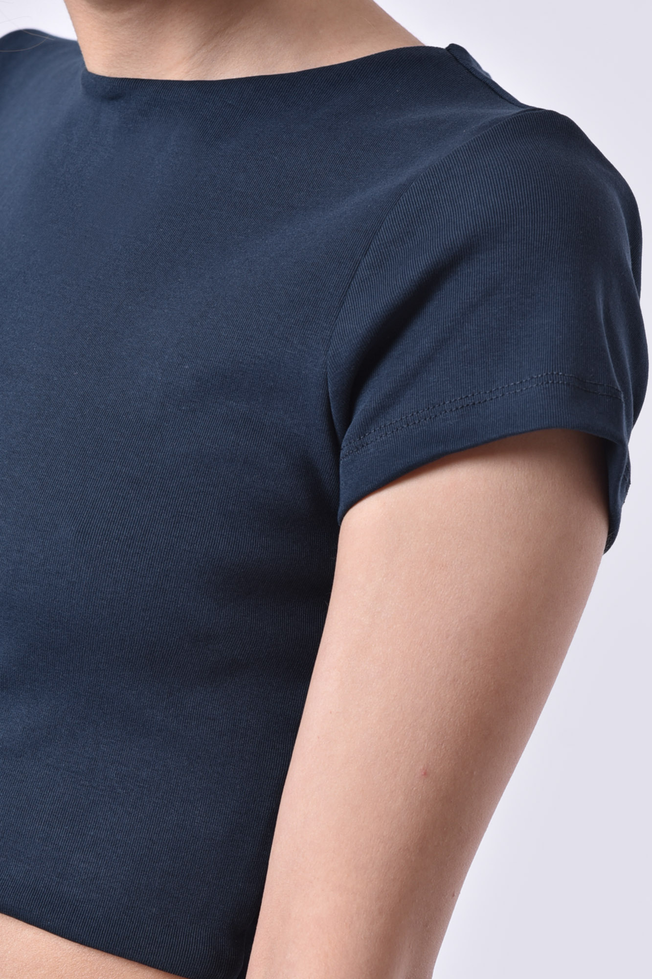 تیشرت آستین کوتاه ساده زنانه