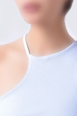 تاپ تیشرتی ساده زنانه