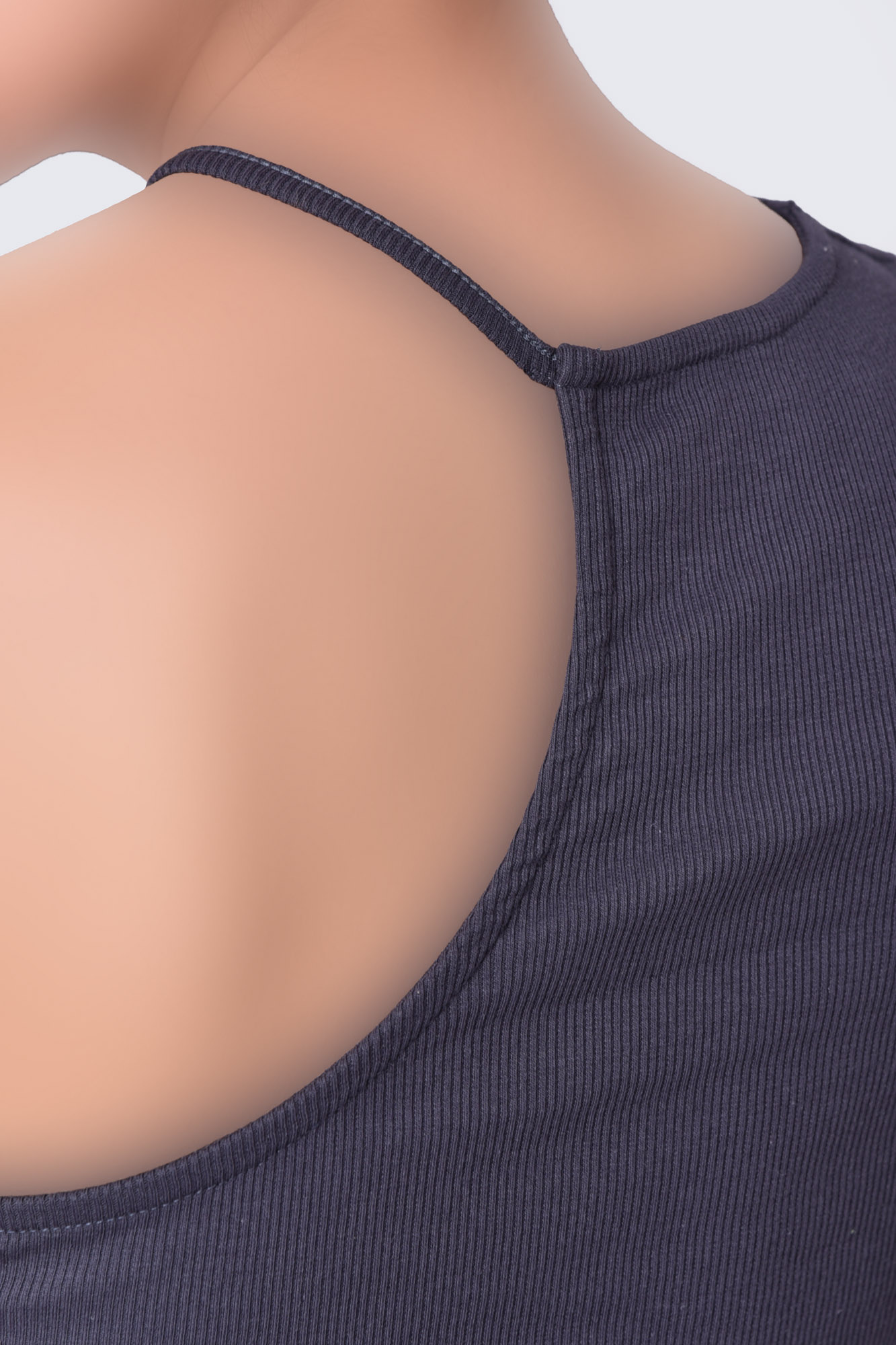 تاپ تیشرتی ساده زنانه