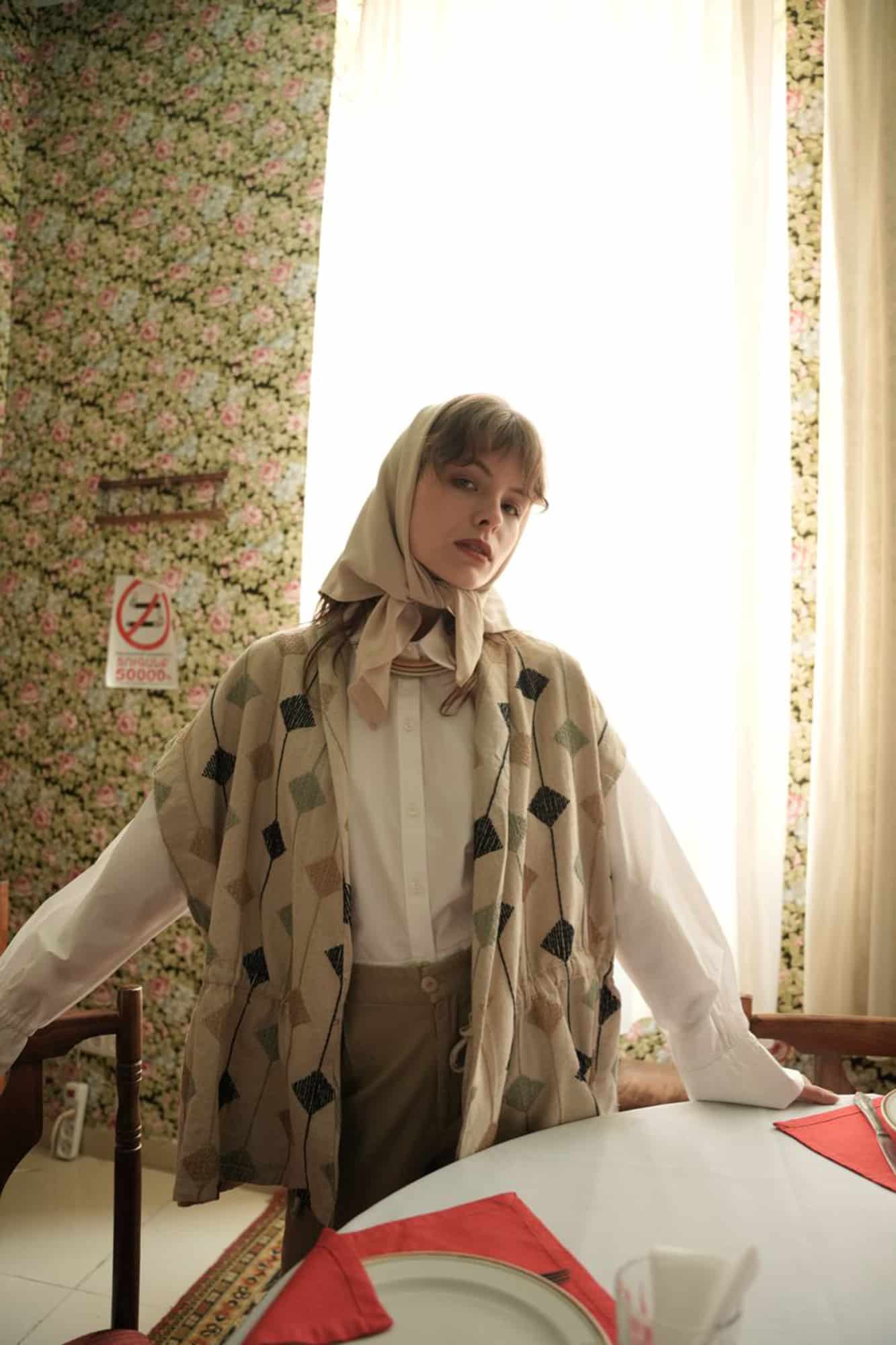 وست گلدوزی زنانه