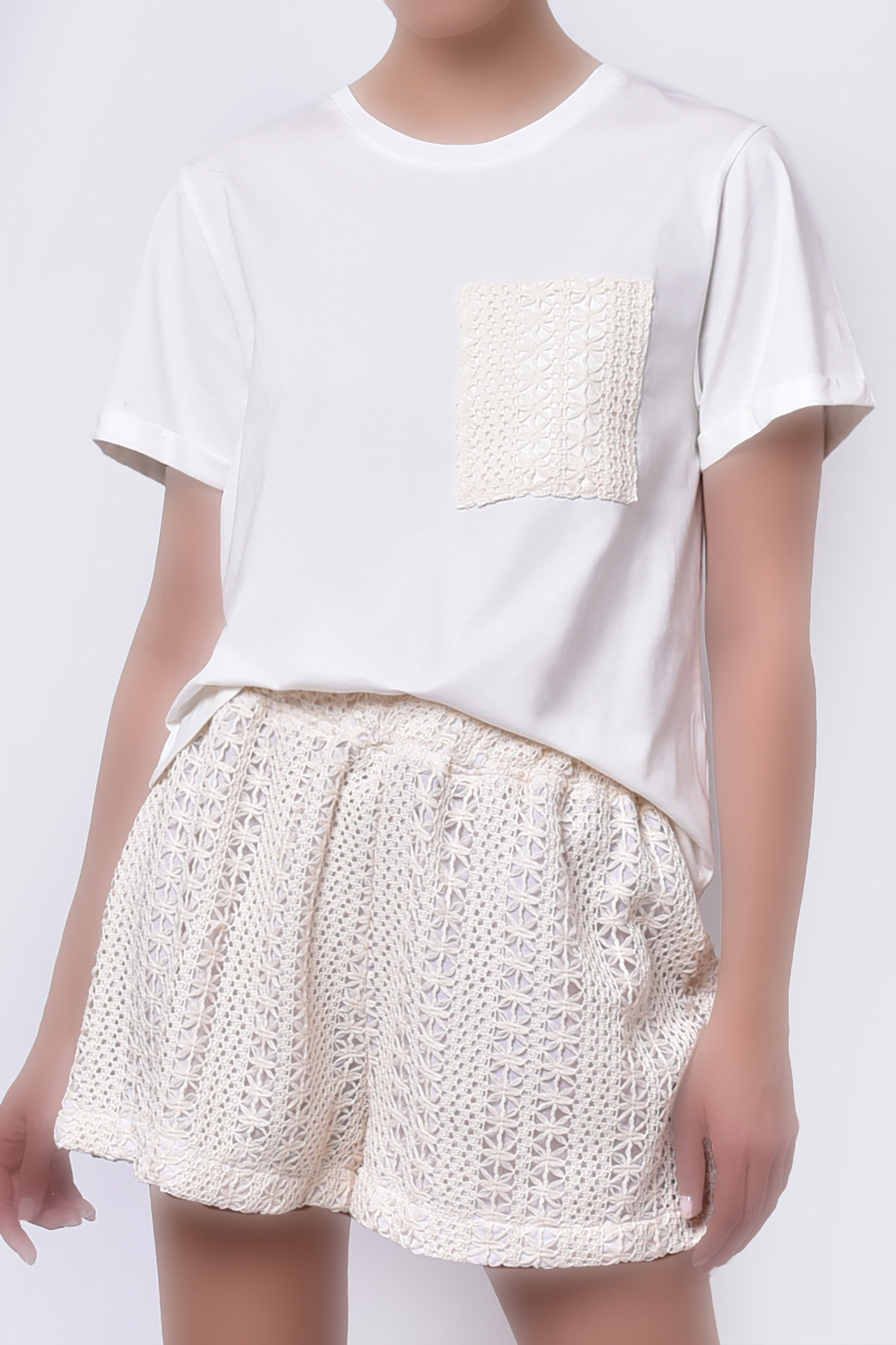 تیشرت آستین کوتاه ساده زنانه