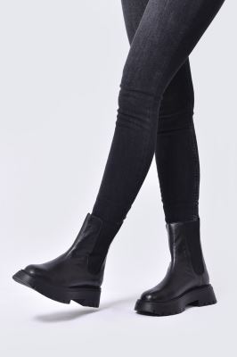 بوت ساده زنانه