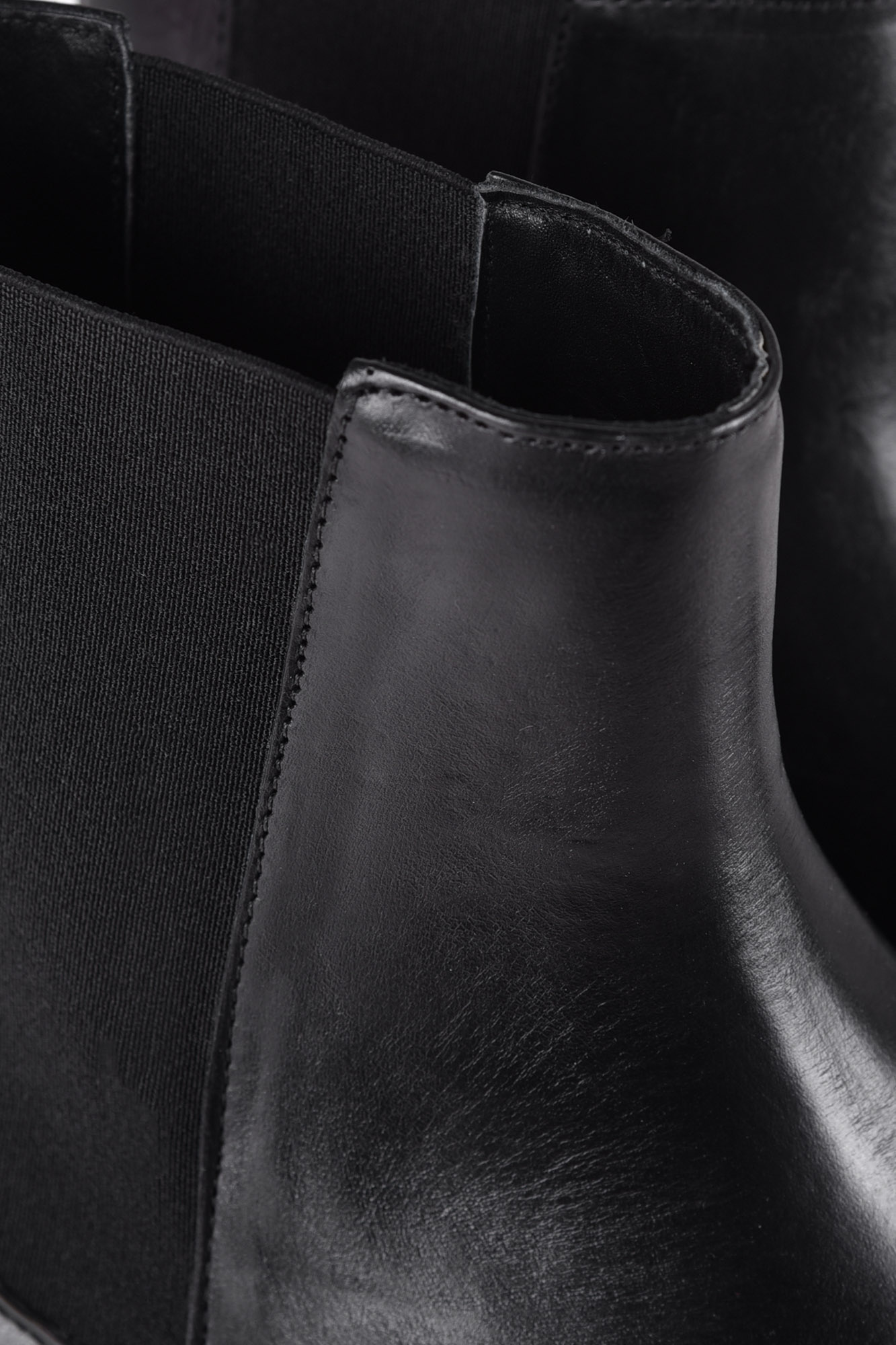 بوت ساده مردانه