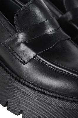 کفش غیررسمی ساده زنانه