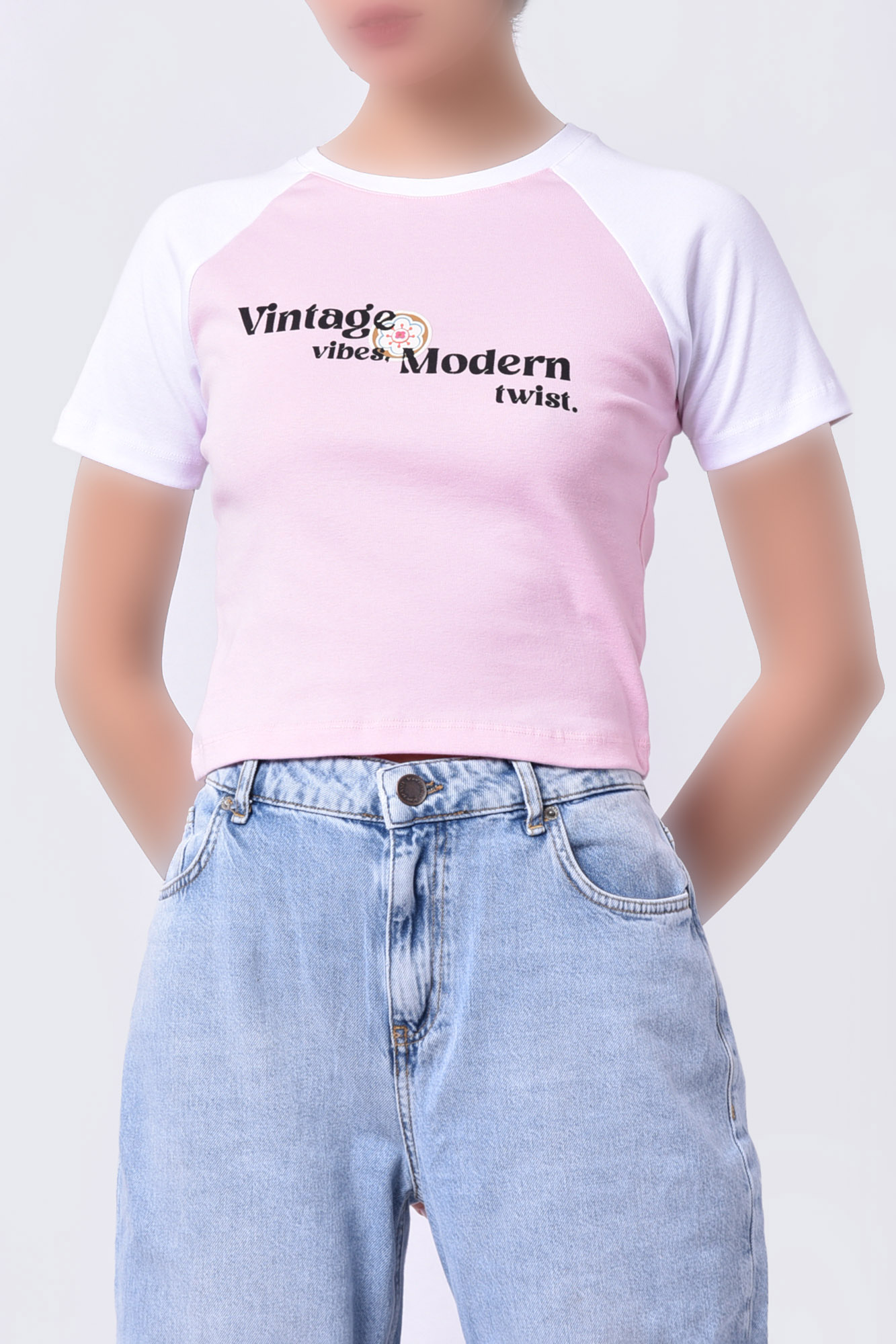 تیشرت آستین کوتاه چاپی زنانه