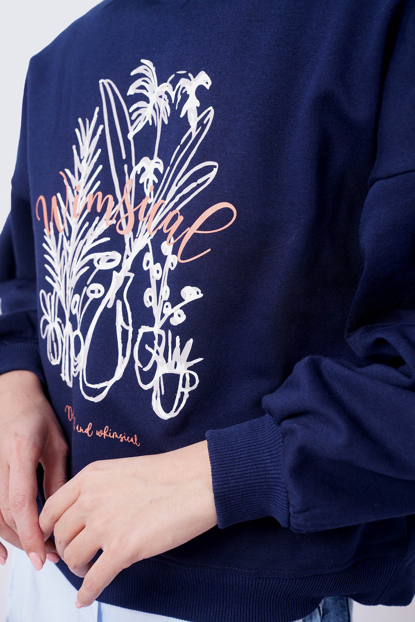 تیشرت آستین بلند چاپی زنانه