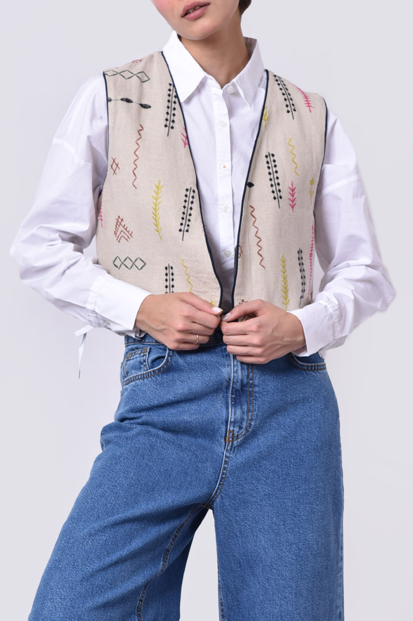 وست گلدوزی زنانه