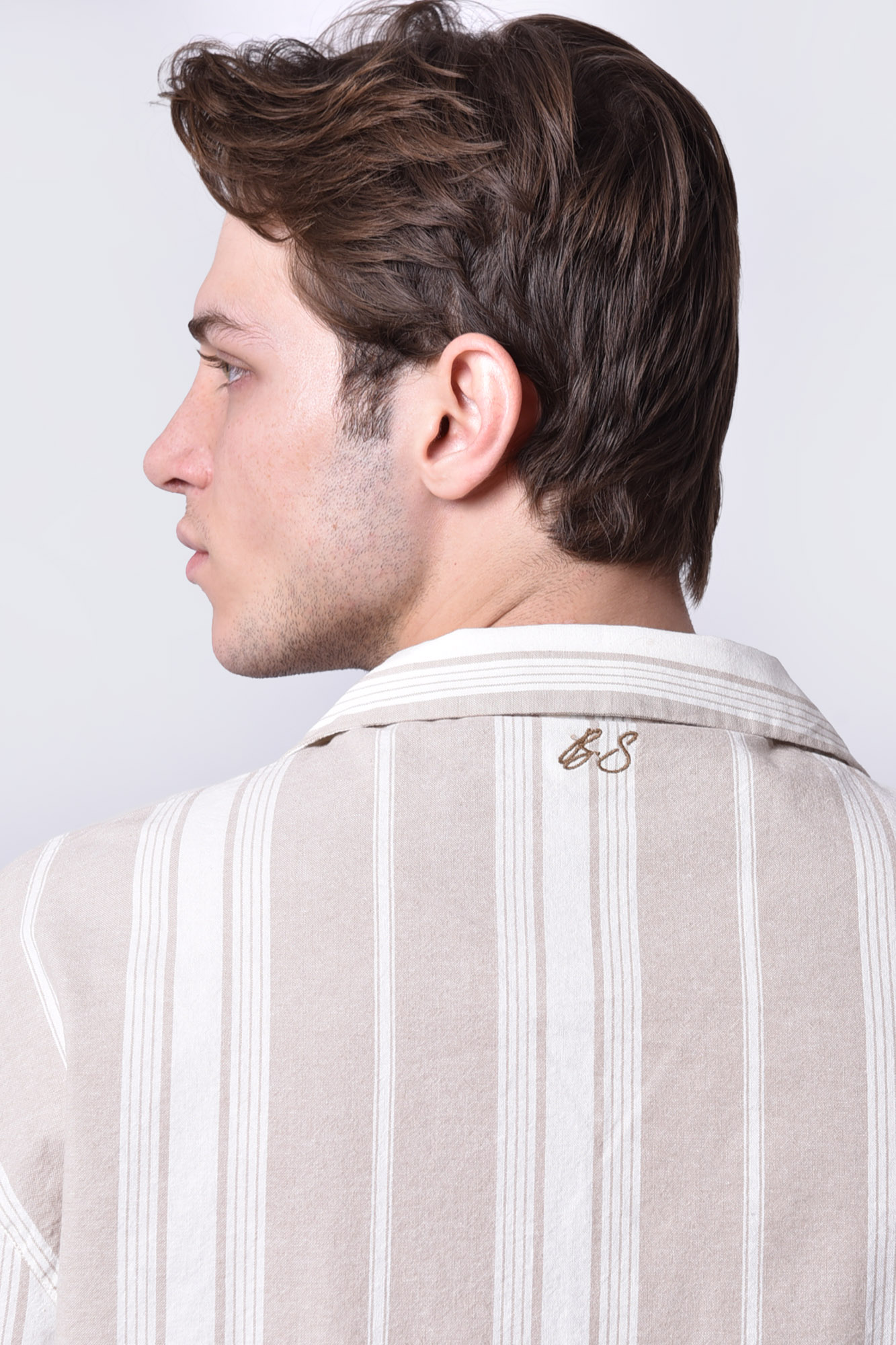 پیراهن آستین کوتاه طرحدار مردانه