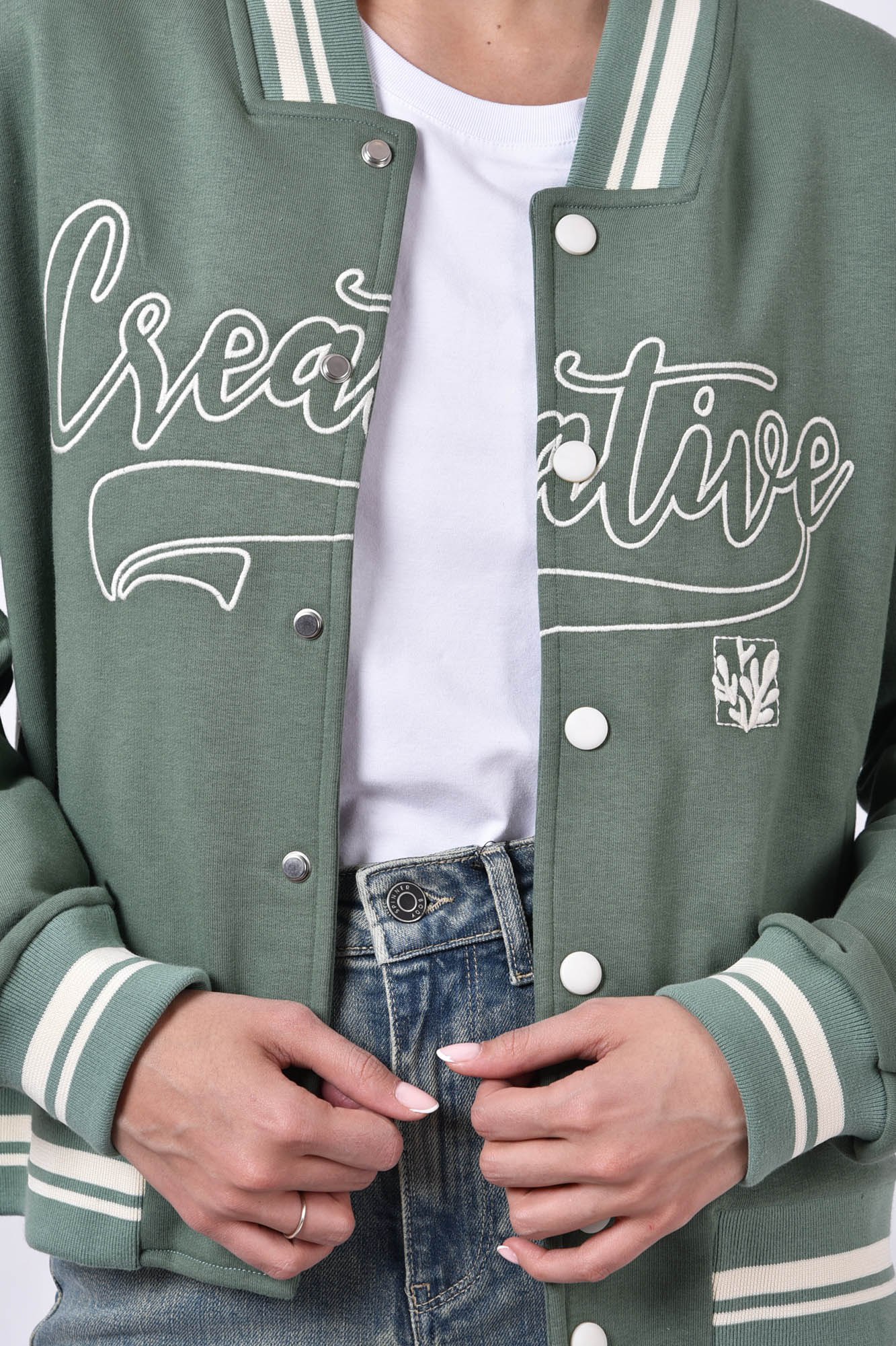 بامبر جکت گلدوزی زنانه