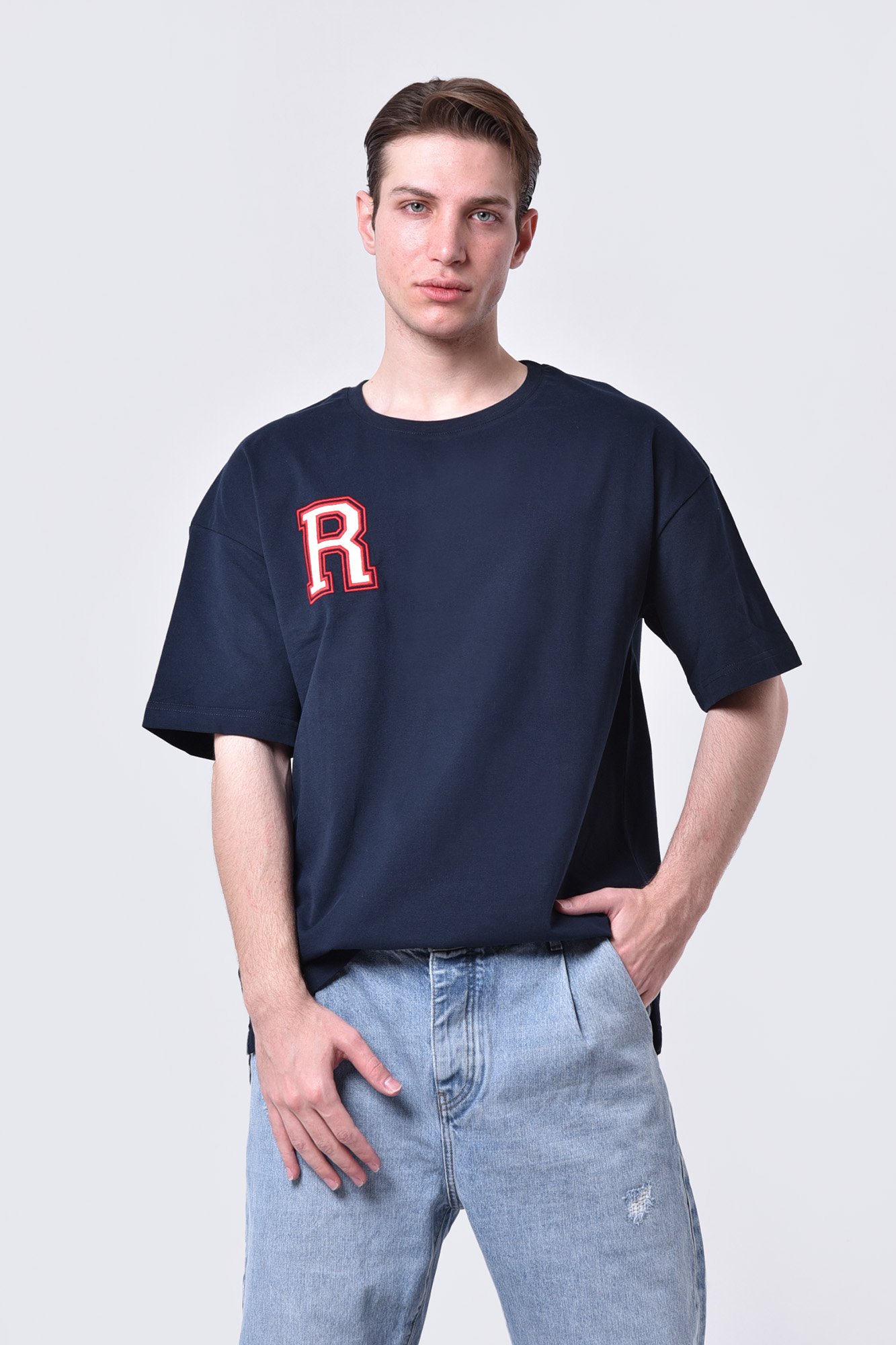 تیشرت آستین کوتاه گلدوزی مردانه