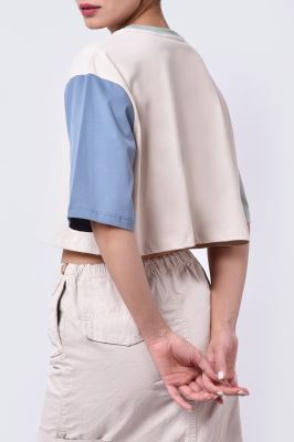 تیشرت آستین کوتاه چاپی زنانه