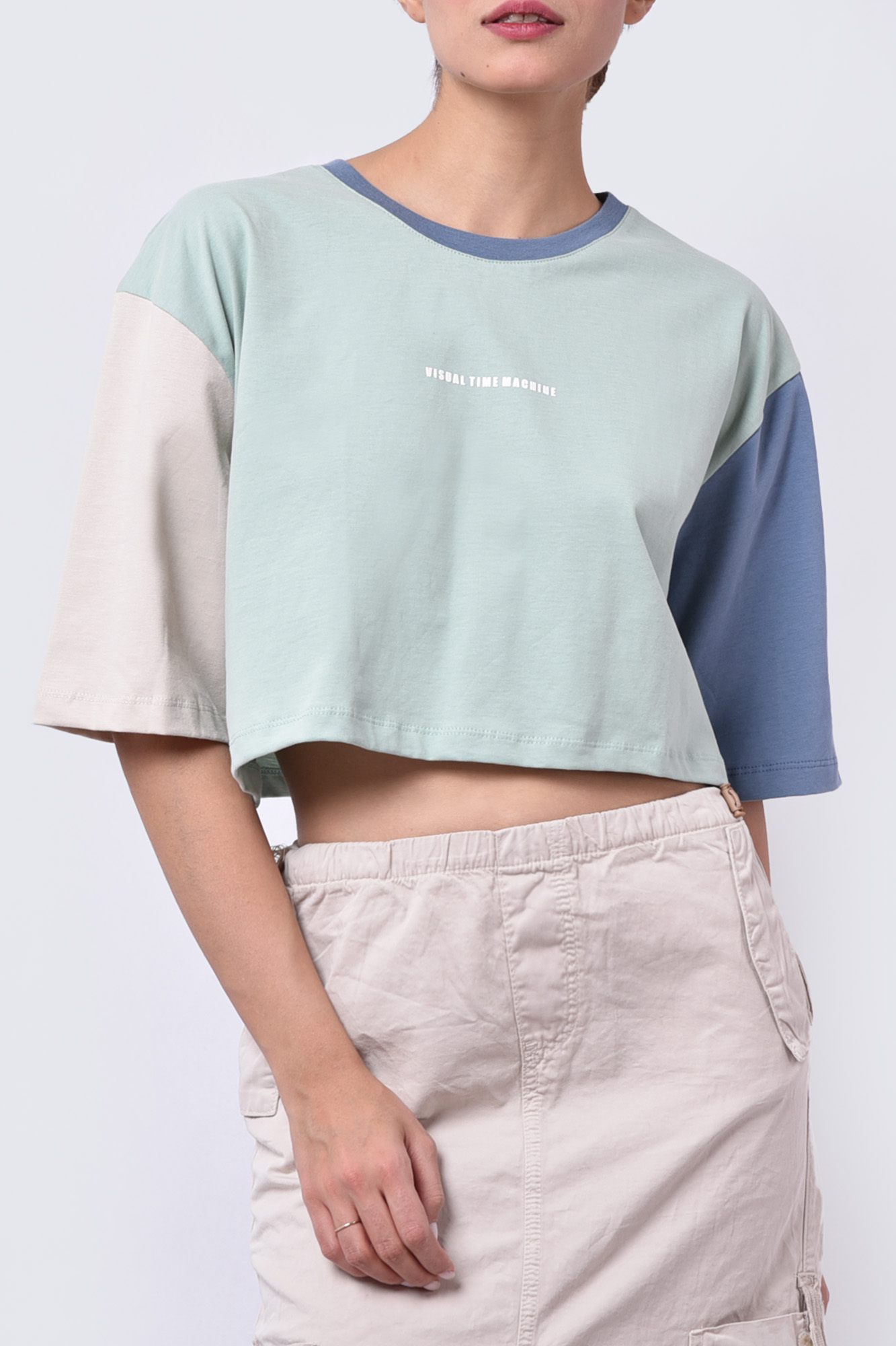 تیشرت آستین کوتاه چاپی زنانه