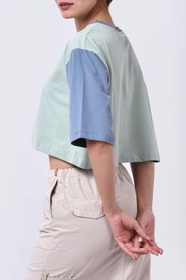 تیشرت آستین کوتاه چاپی زنانه