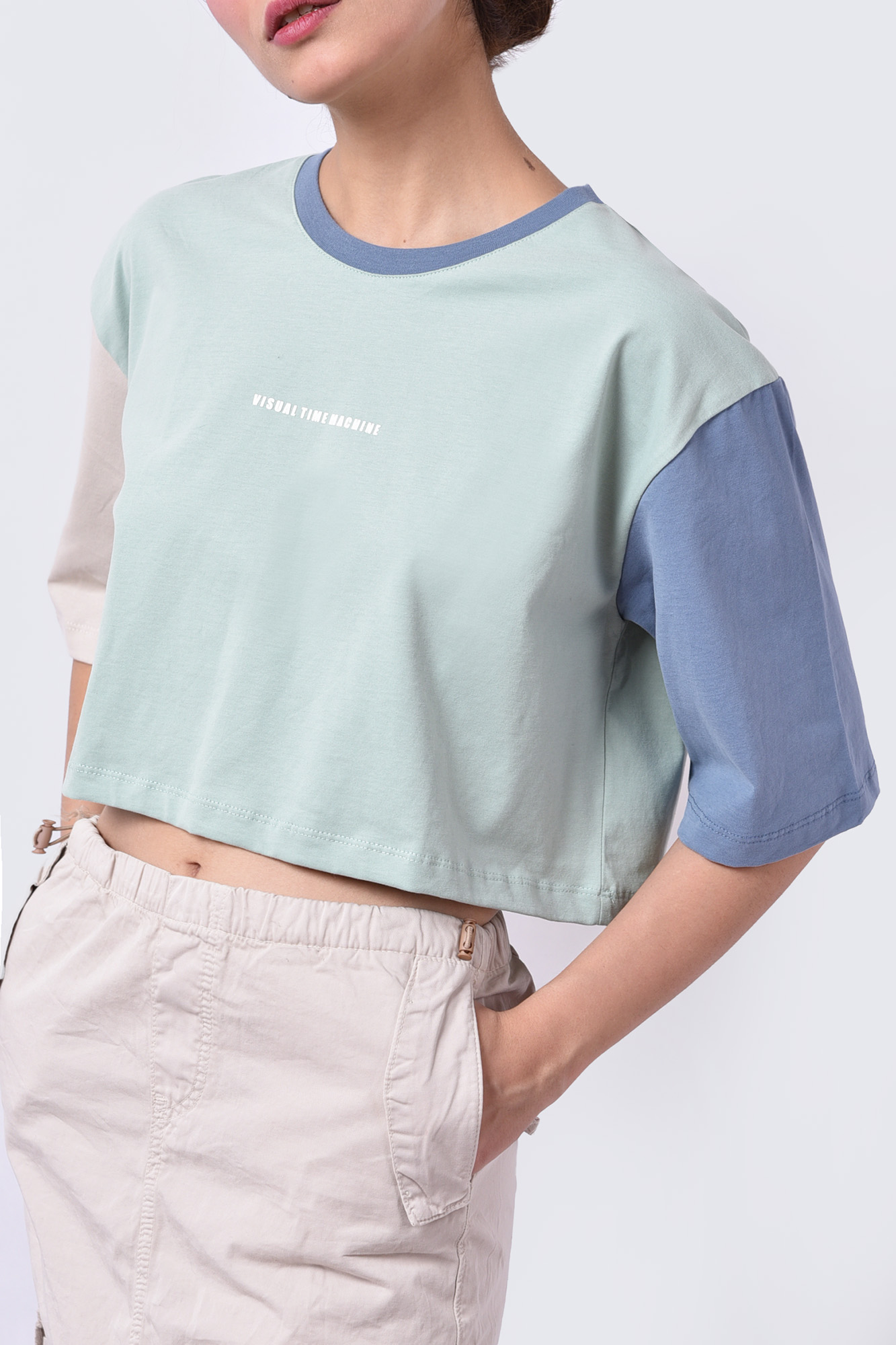 تیشرت آستین کوتاه چاپی زنانه