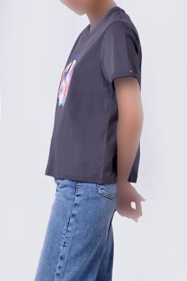 تیشرت آستین کوتاه چاپی زنانه