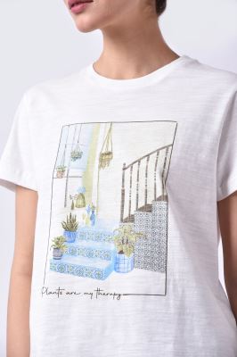 تیشرت آستین کوتاه چاپی زنانه